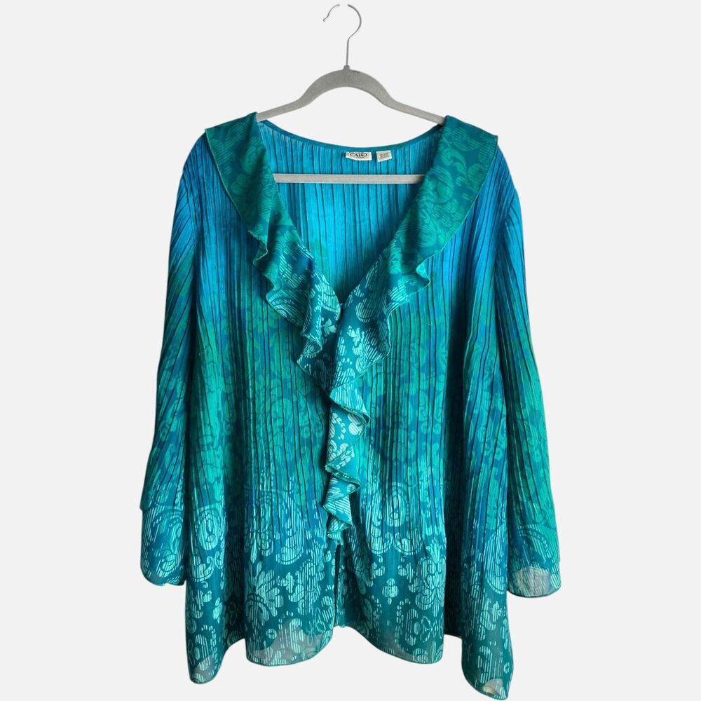 CATO Plus 26/28 Teal Sirencore Plisse Pleated Ruffle Front Hidden Button Top 4x